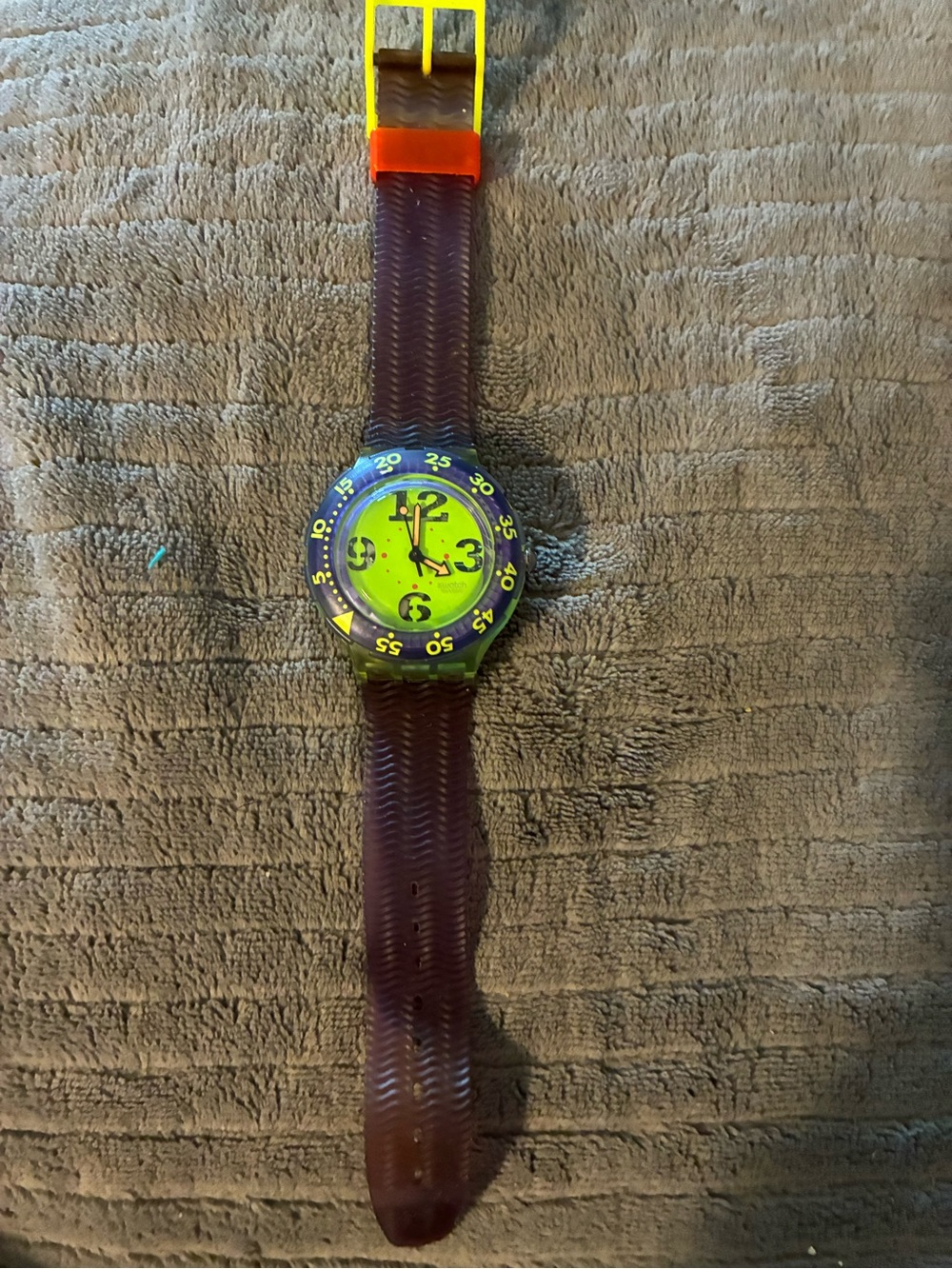 Vintage 1992 Swatch SPRAY UP SDN103 Scuba 200 Diving Watch - with box